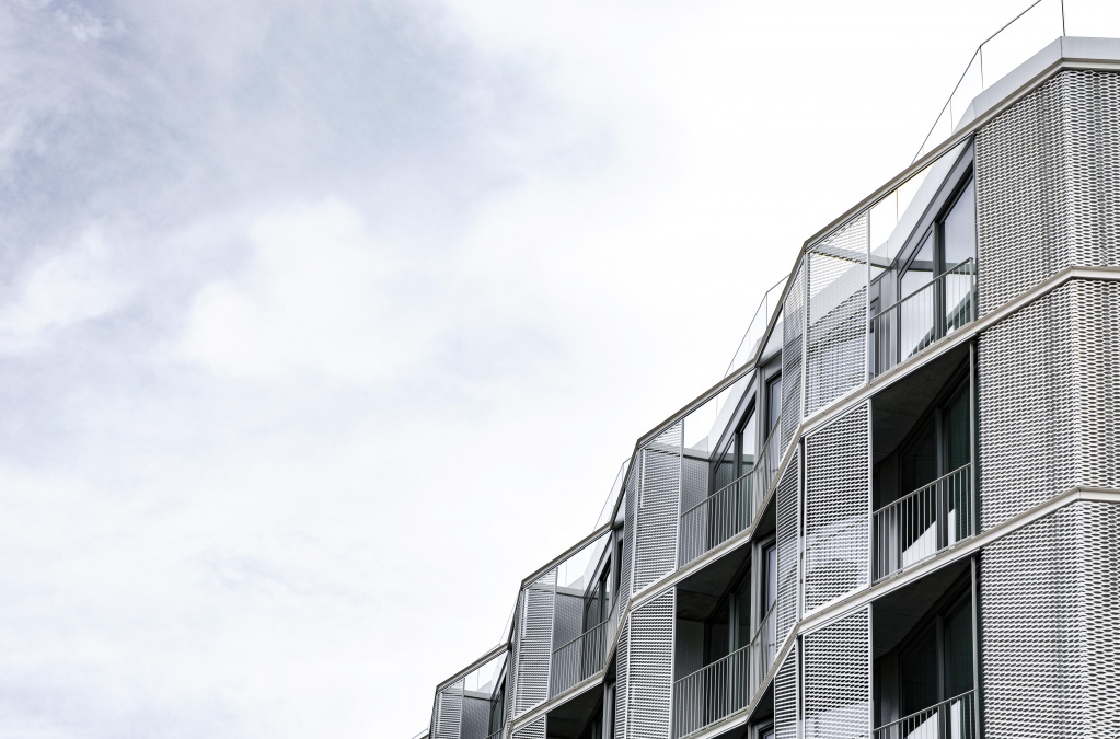 plain-concrete-structure-in-the-city-with-copy-space.jpg